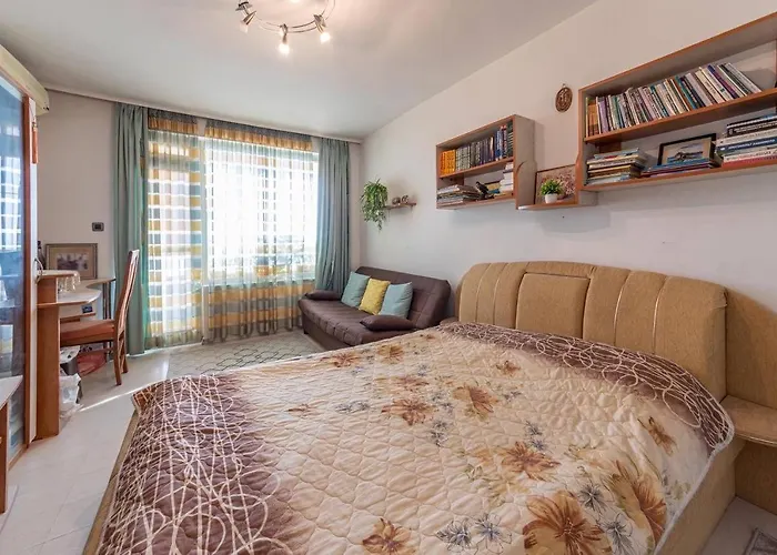 Apartment Above The Sea Wake Up Over Blue Horizon