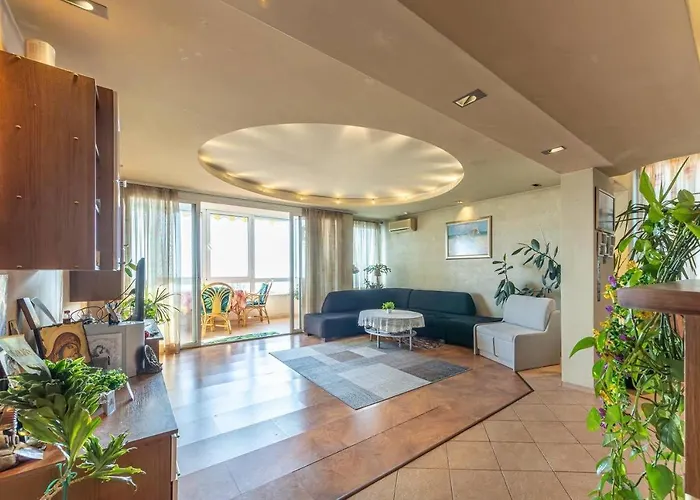 Above The Sea Wake Up Over Blue Horizon Apartment *